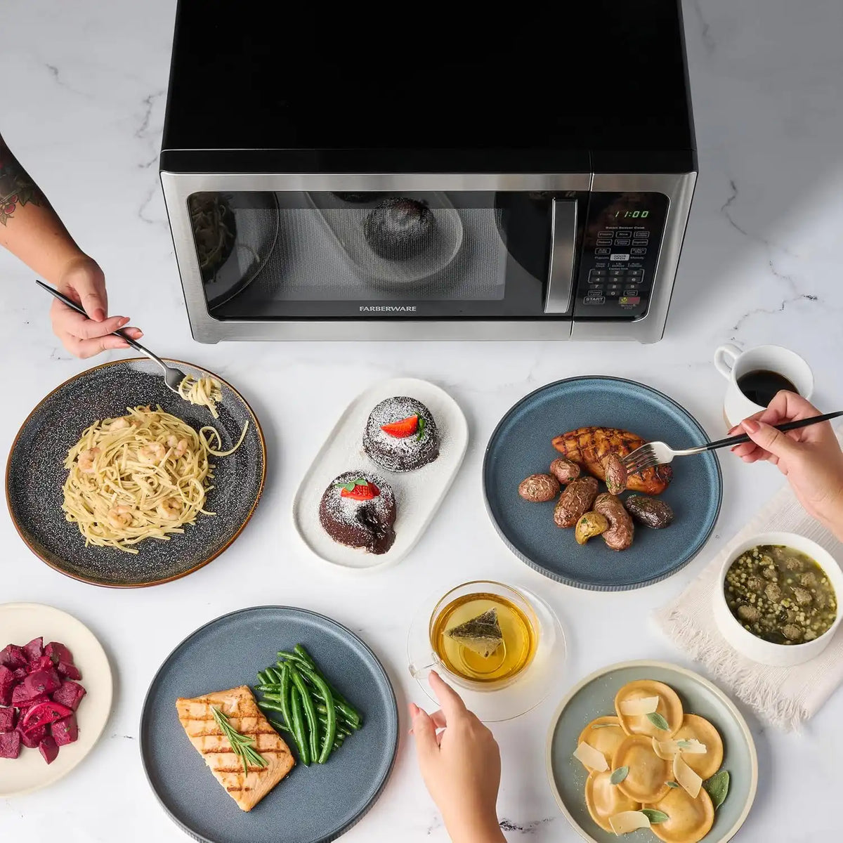 Farberware Countertop Microwave Oven 1.2 cu.ft. 1000 Watts Stainless Steel